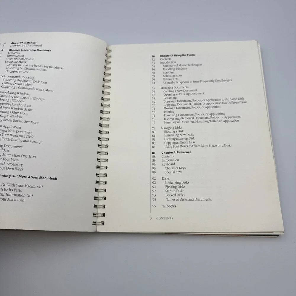 1984 Macintosh USER MANUAL Mac Works environment for the Lisa system